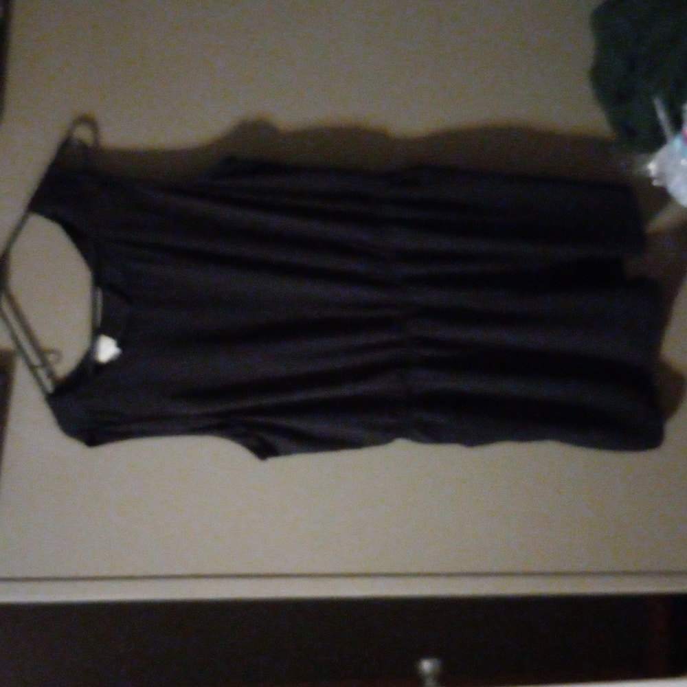 A new day xxl short jumpsuit with pockets and peep hole back very elegant on
